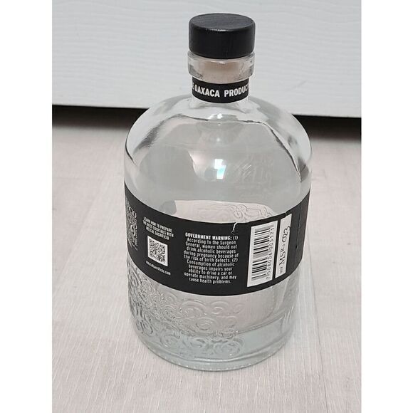 EMPTY Collectible Top Shelf Tequila Mezcal Sacrificio Reposado Bottle - Picture 7 of 8